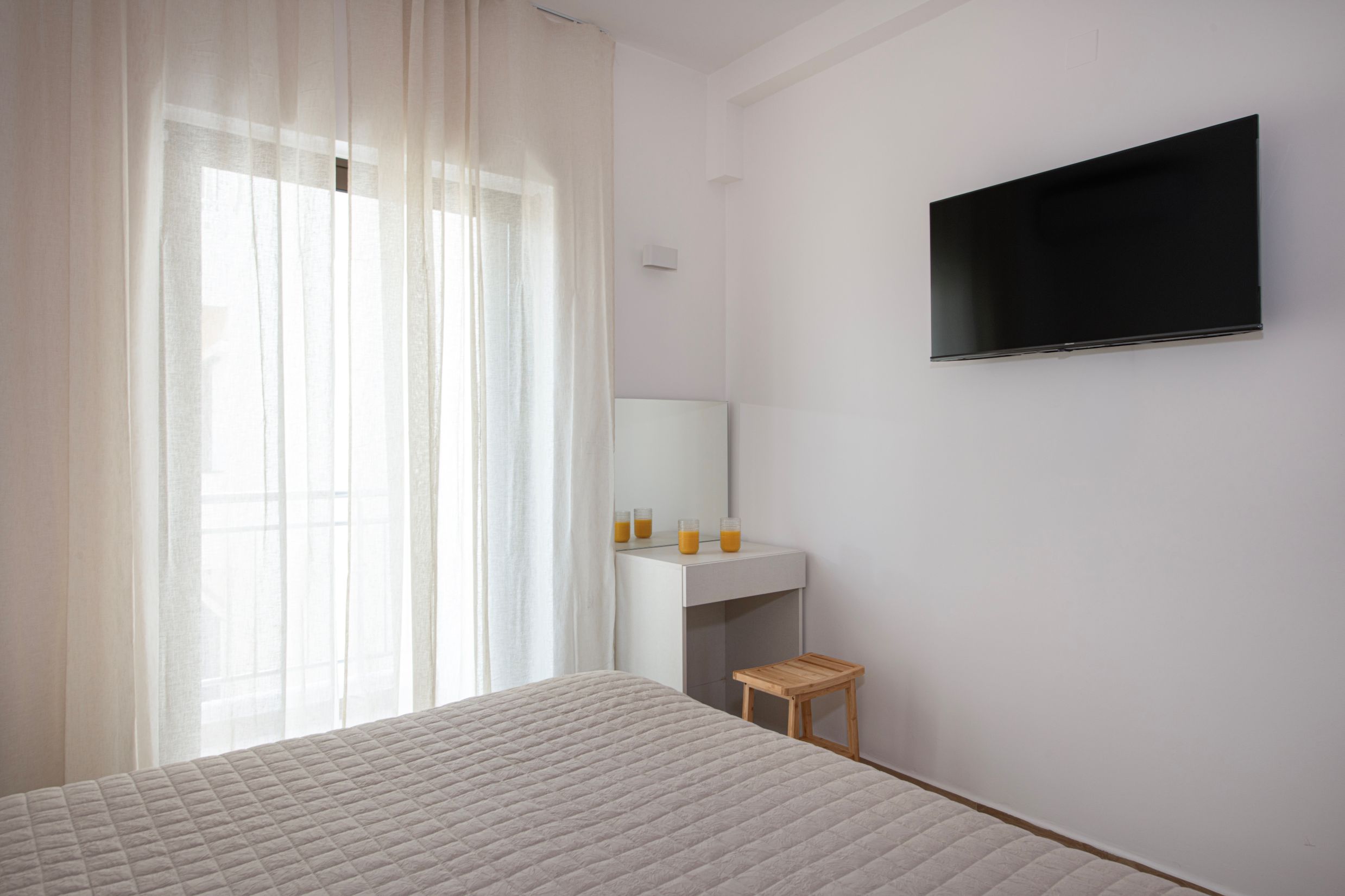 Bedroom 1 - Master
