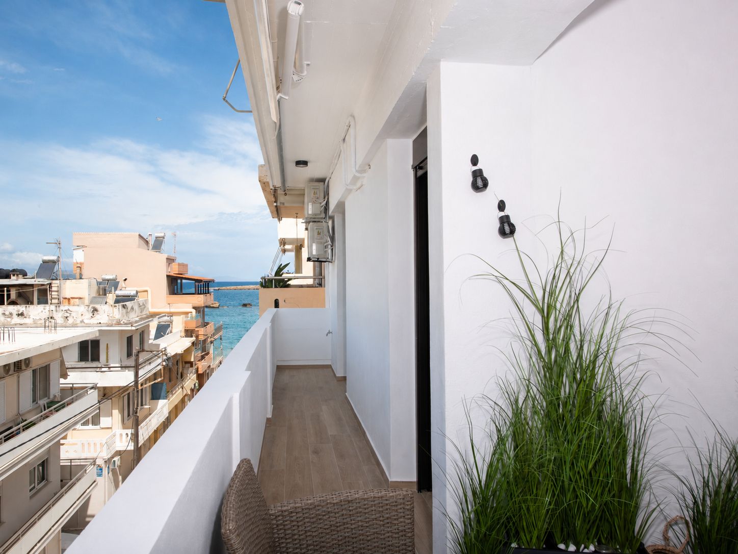Sea Breeze Apartment Chania - Outdoor Space
